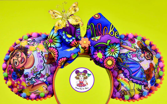 R111 : La Familia - Butterflies & Flowers - Blue