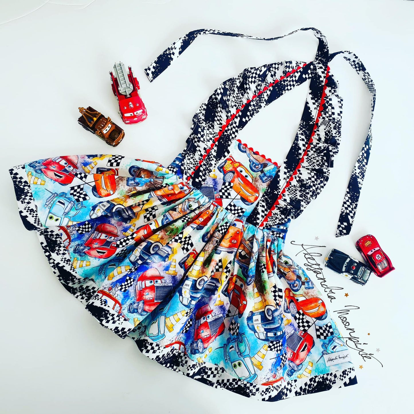 R112 - Auto Team - Checker Stripes