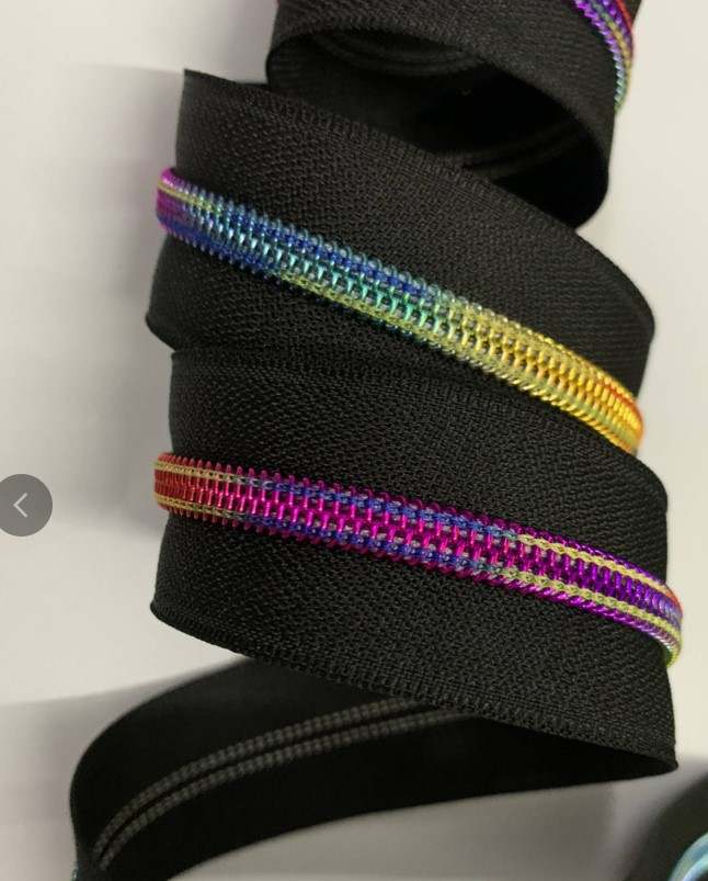 Hardware : ZIPPER - Long Chain - Black Tape with Rainbow Coil/Teeth - #3 or #5 (019)