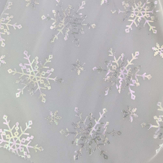 Tulle : Winter Irridescent Snowflakes on white