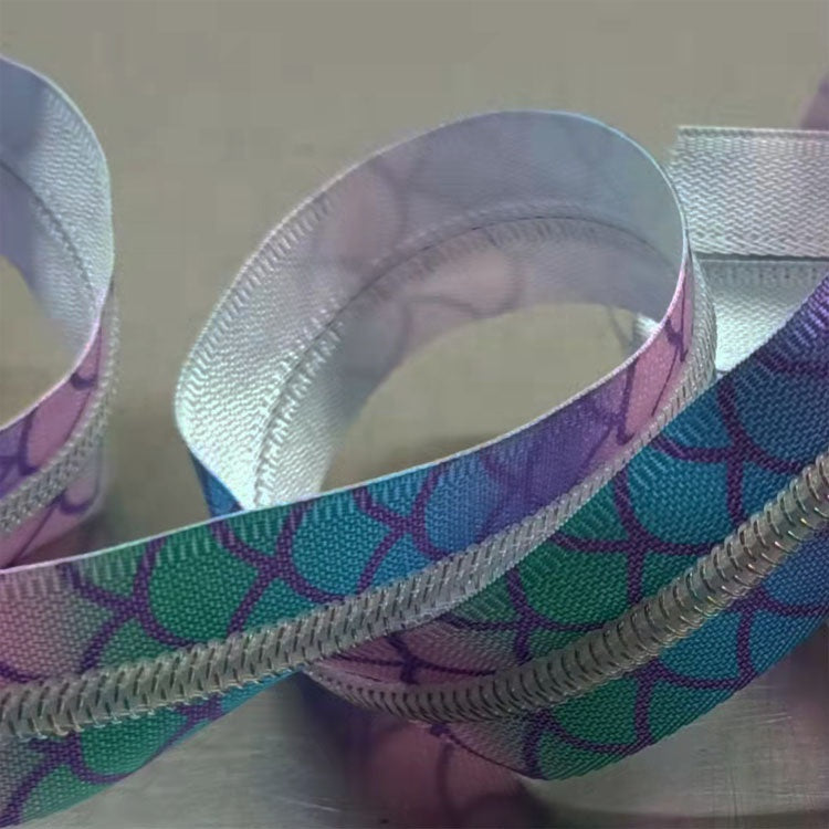 Hardware : ZIPPER - Long Chain - Mermaid with Iridescent Teeth - #5 (018)