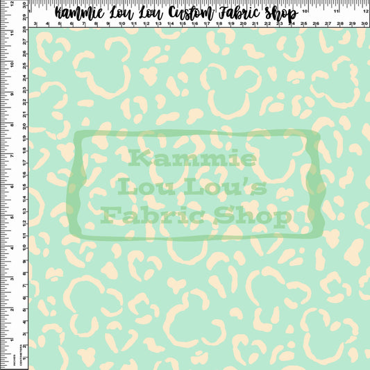 Endless Essentials - Wild Silhouettes - Tan on Mint - Regular Scale