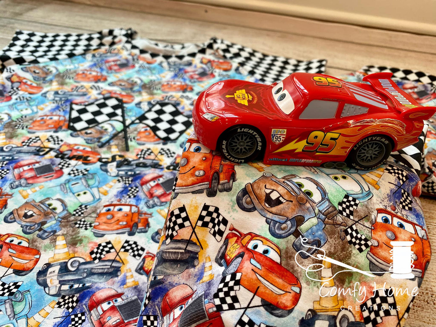 R112 - Auto Team - Main Toss - Tiny Scale