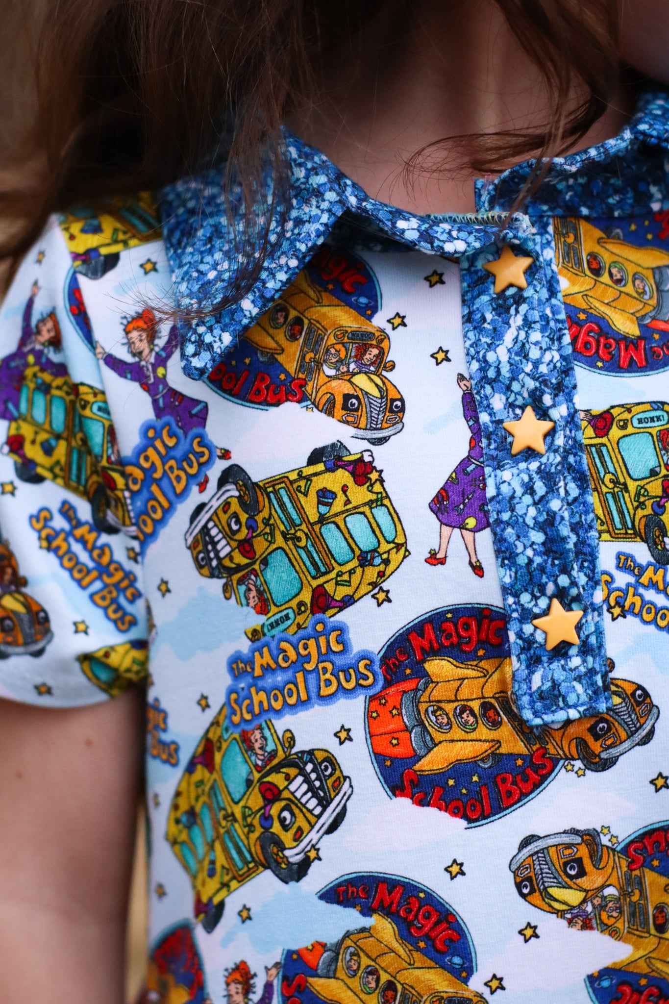 R115 School Bus Magic - Main Toss - Regular Scale