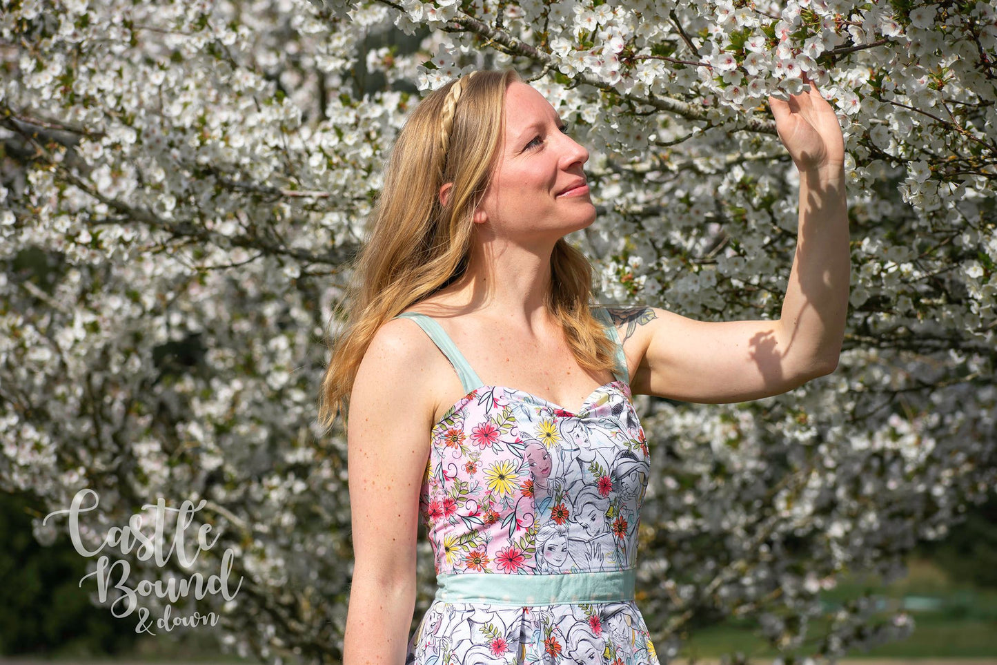 R117 - Princess Royal Sketch - Main Stacked - Regular Scale