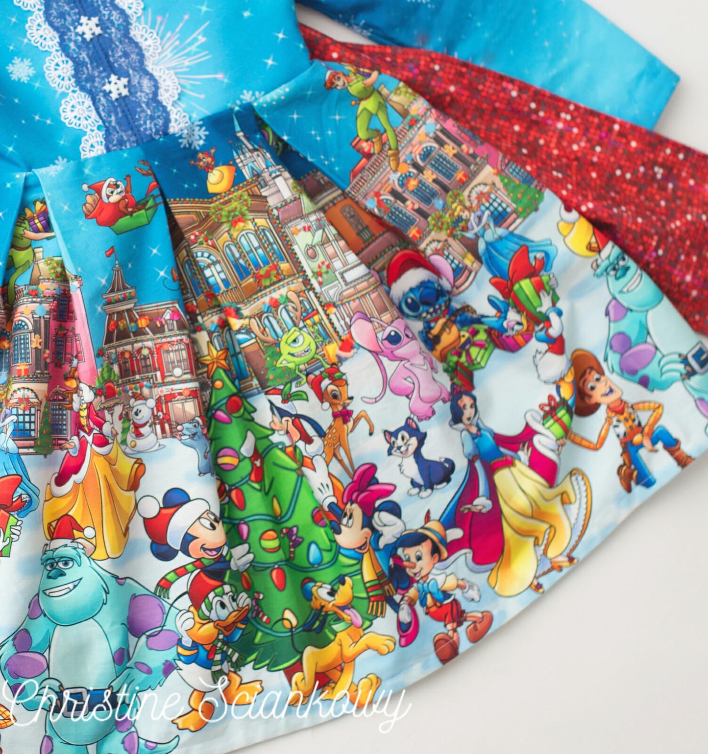 R124 : A Very Merry Christmas - All Character Border